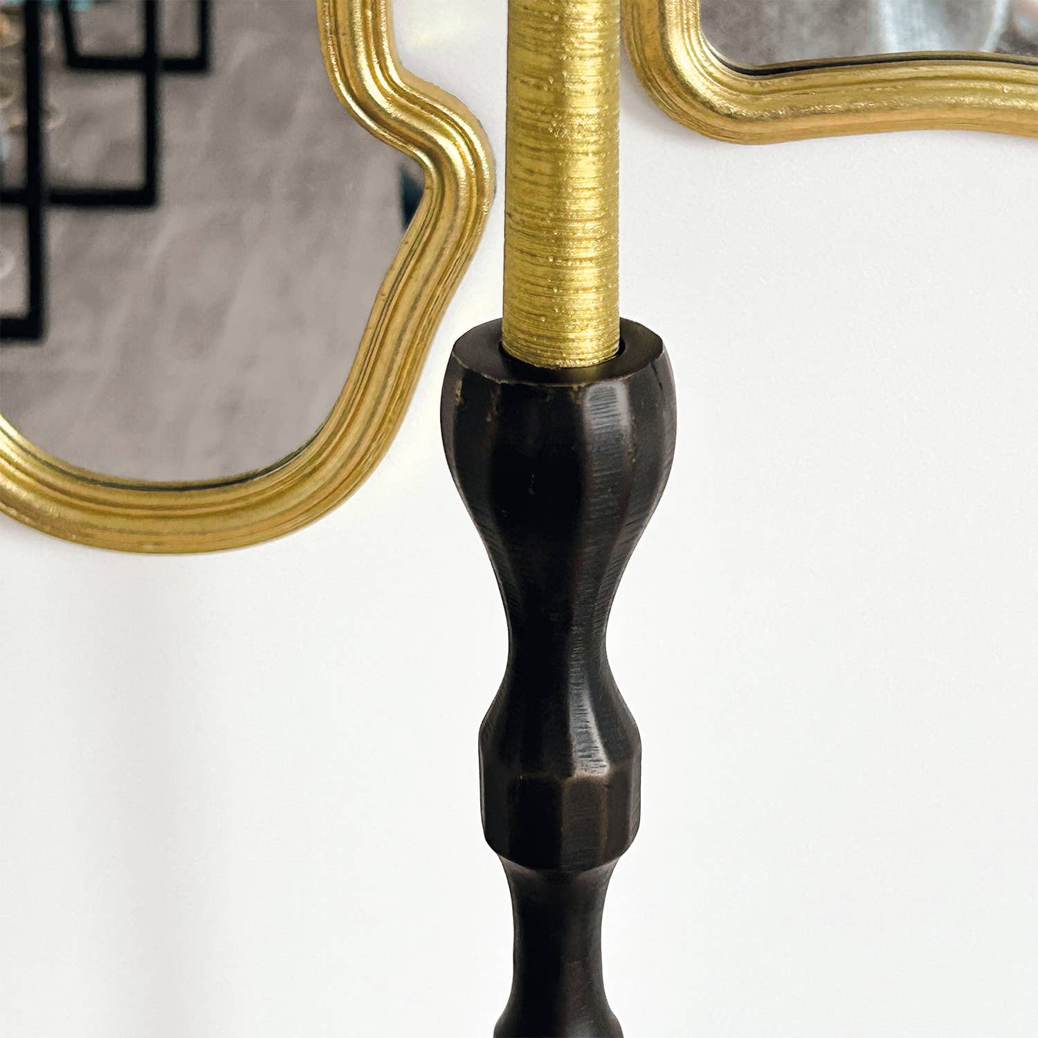 Opjet Paris – wholesale Prydnadsljus – Set med 4 långa randiga guldfärgade fackelljus D2,1 H25cm3