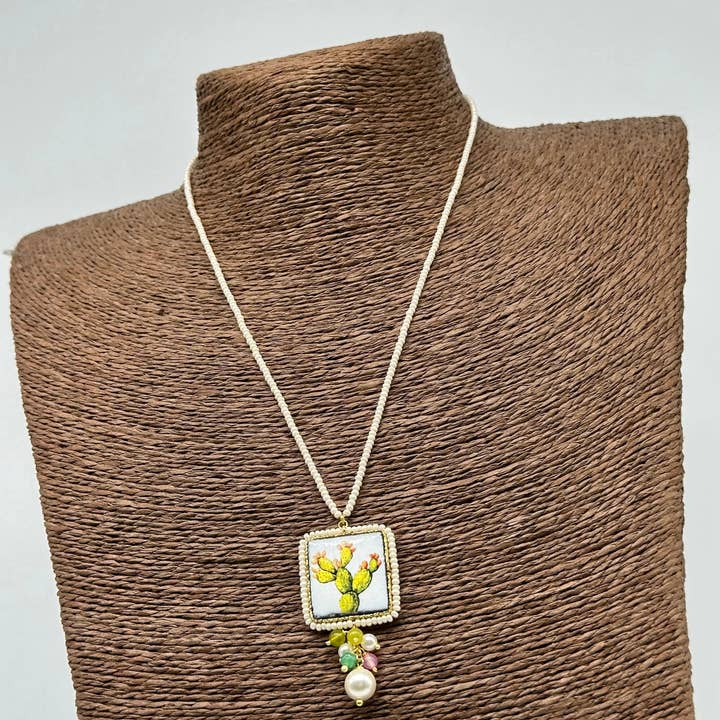 DD Ceramiche Siciliane - Wholesale Pendant/Charm Necklace - Caltagirone Ceramic Tile Necklace, Pala Fichi d'India Decor, frame and chain, white beads2