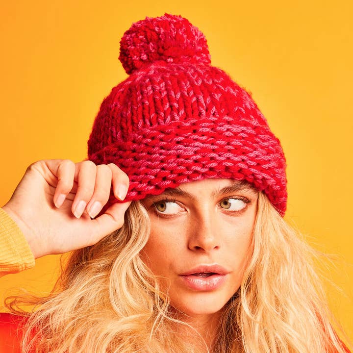 DMC - Wholesale Knitting/Crochet Supplies - Sirdar Giant Hat Knitting Kit