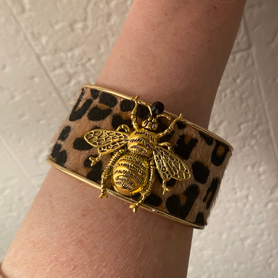 Anthologie, Co. - Wholesale Cuff Bracelet - Queen Bee Cuff Bracelet - Bee Embellished Bracelet14