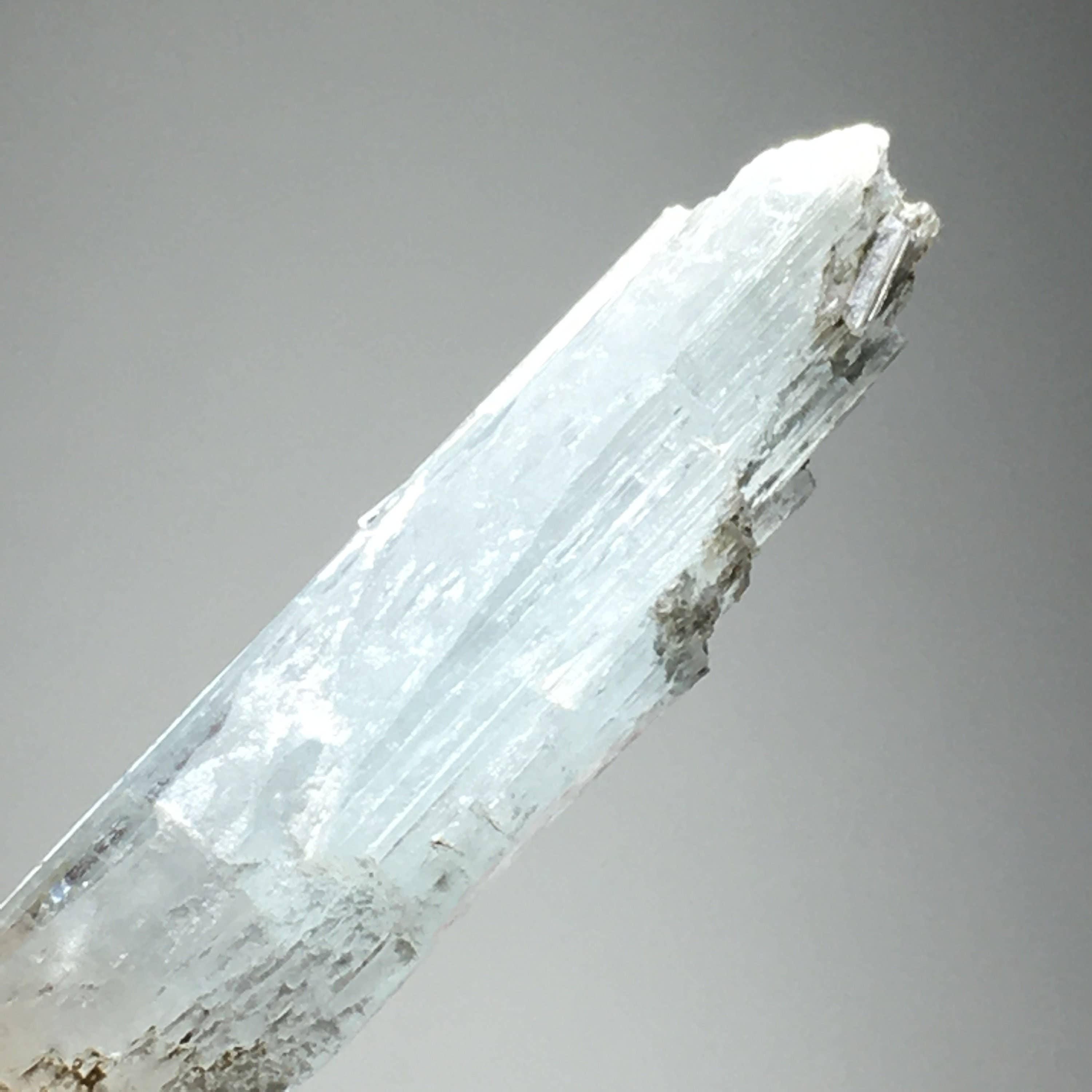 Wildheart Crystals – wholesale Andlig sten/kristall – Parti med 5 stora akvamarinkristaller5