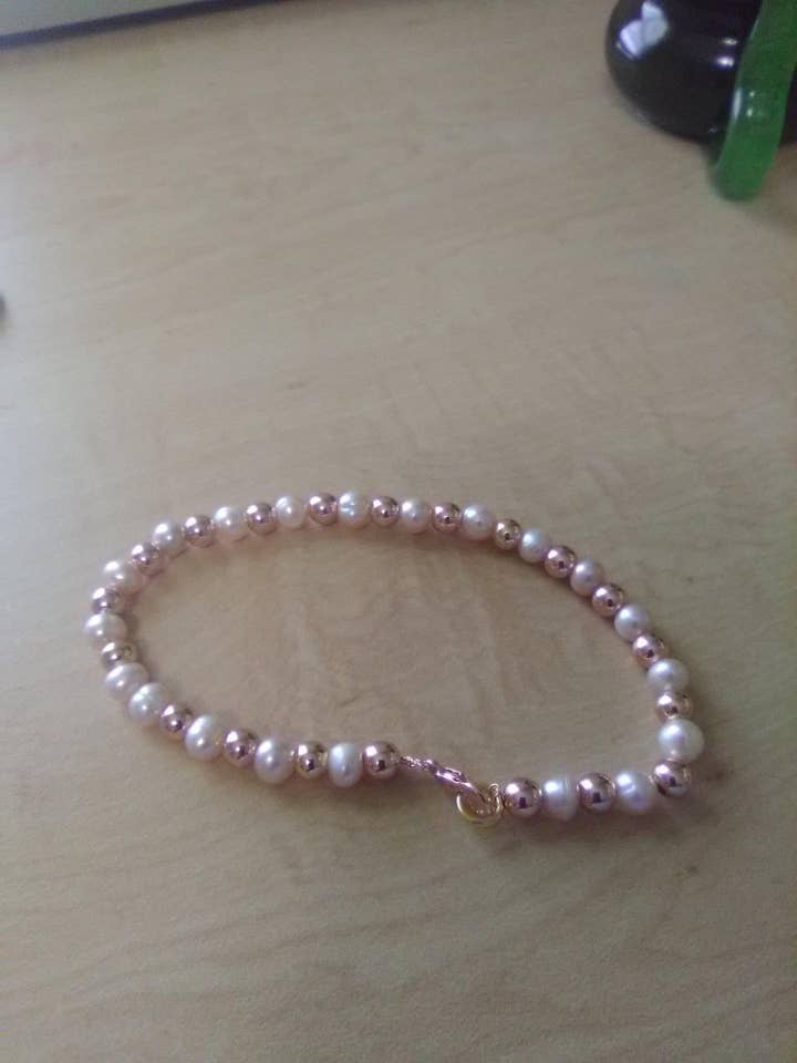 Gold filled bead and fw pearl bracelet. for wholesale by Lynn's handmade jewelry