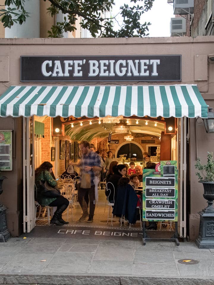 New Orleans Plakat - Royal Beignet for engroshandel hos Posters & Puzzles