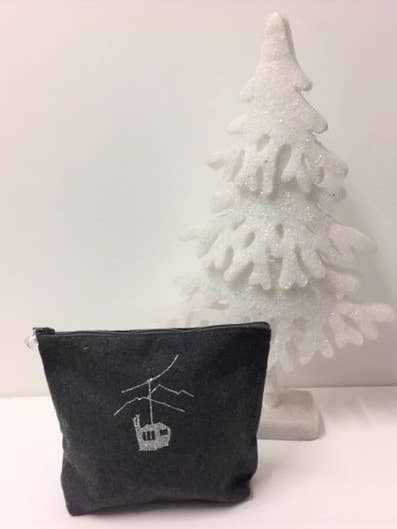 Extra large makeup case for wholesale by Atelier De La Varangue