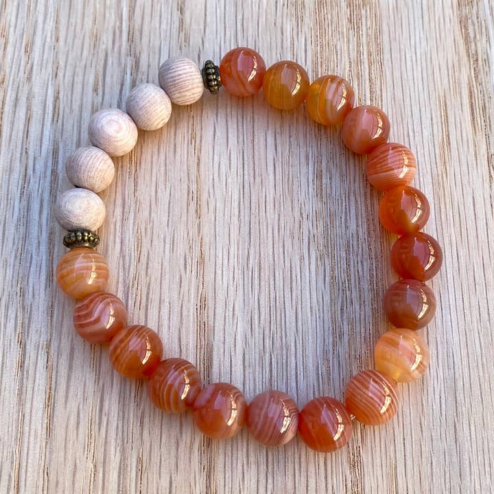 Aromatherapie-Diffusor-Armband aus Botswana-Achat und Rosenholz für den Großhandel von Love N’ Lava Designs