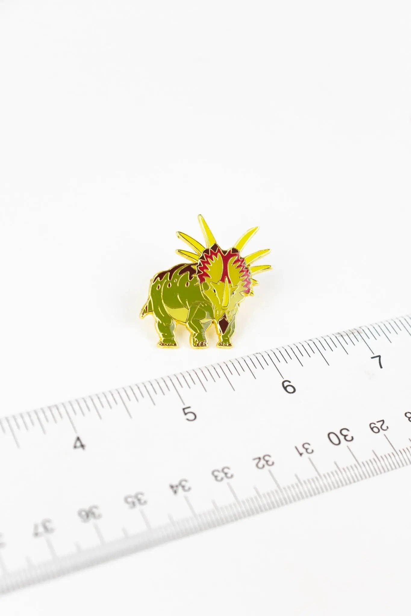 Stemcell Science Shop – wholesale Lapel pin/button – Styracosaurus Enamel Pin (Styracosaurus albertensis)3