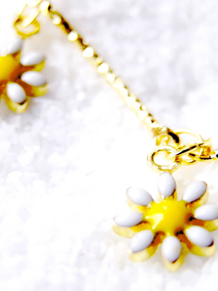 Daisy Anklet Flower Ankle Bracelet Summer Jewelry for wholesale by AnkletAllure