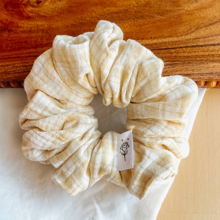 Chouchou au Butterscotch pour la vente par Wild Rose Accessories