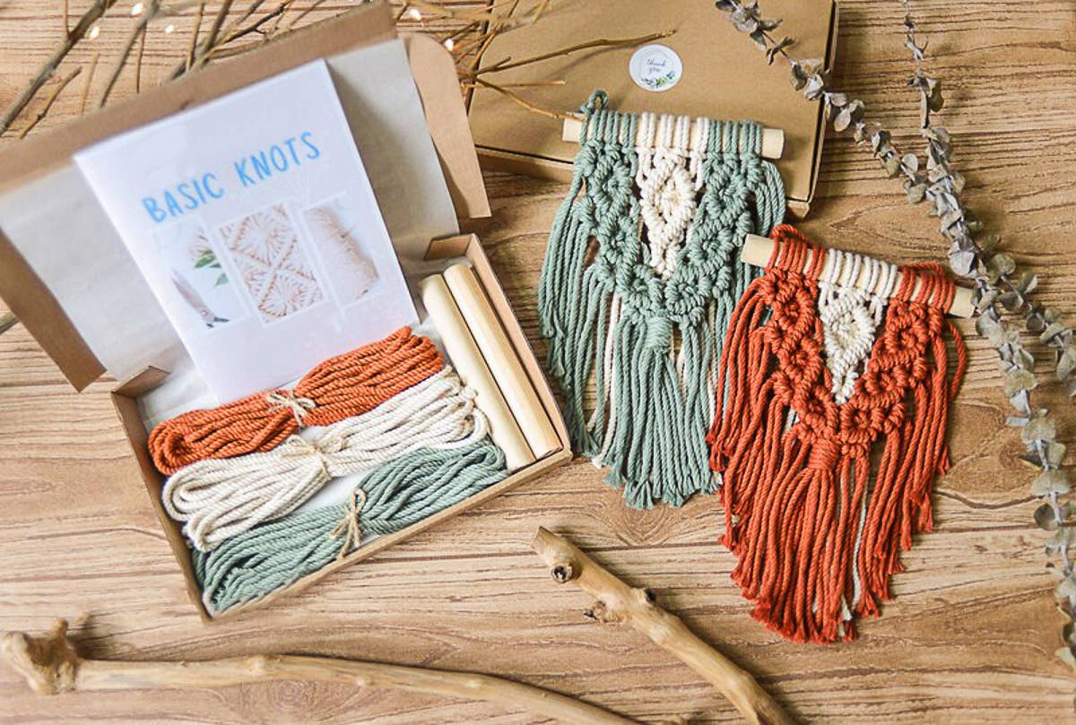 BeanDaikon - Vendita all'ingrosso Kit per lavoretti fai da te - Kit artigianale da appendere a parete in mini macramè K175