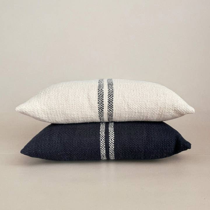 PILLOWPIA - Wholesale Lumbar Pillow - hugh lumbar pillow cover in black