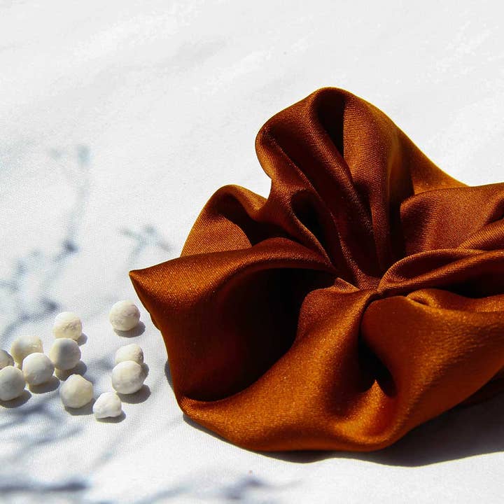 Elastico in raso ruggine riciclato per la vendita all'ingrosso da parte di Not I But We