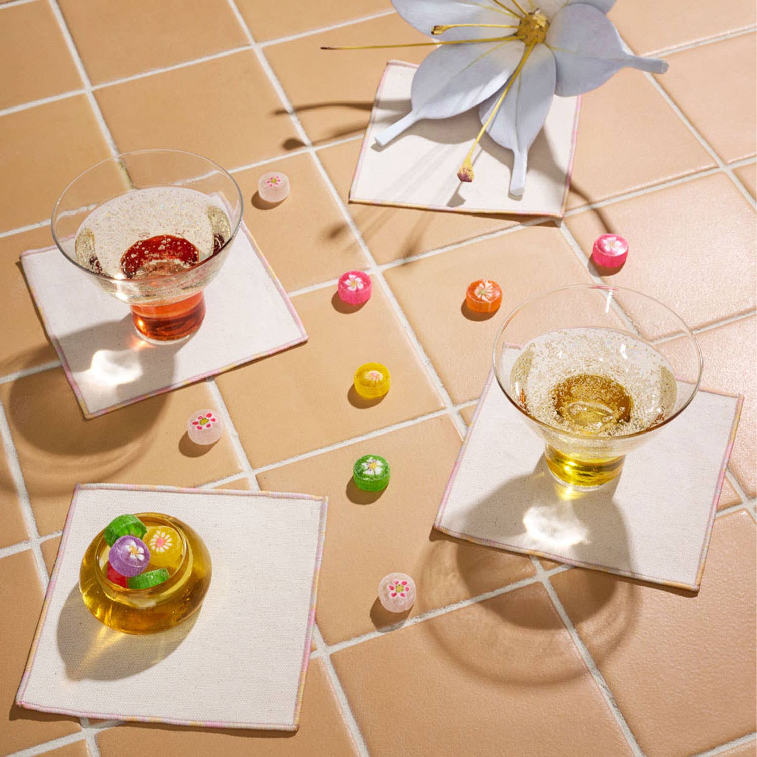 ATELIER SAUCIER - Wholesale Dinner & Cloth Napkin - The Hummingbird Cocktail Napkins | Set of 41