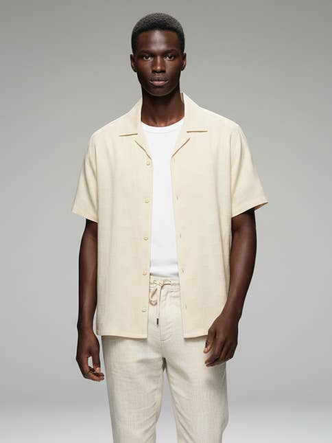 Häkel-/Strukturierte Kurzarm-Herrenhemd 4068 für den Großhandel von Hawk's Bay