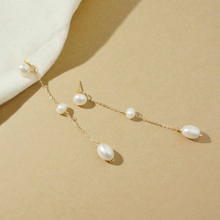 14k gold Filled Pearl Earrings - Bridal Jewelry - Chloe for wholesale by Alma Libre Jewelry