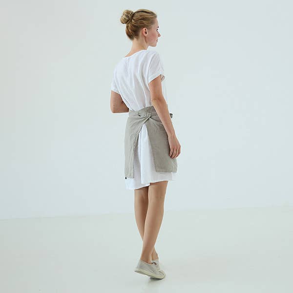 LinenMe – Großhandel Schürzen – Caféschürze aus Leinen, Taupe, Stone Wash3