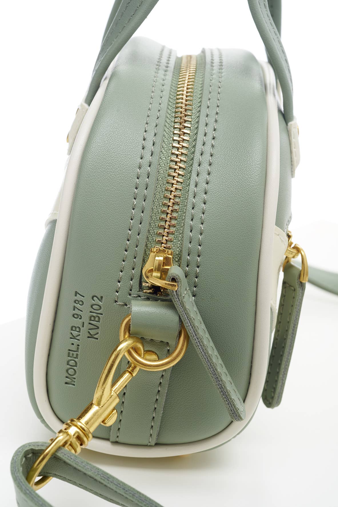 KEH-NOO – wholesale Purse/bag accessory – Women’s – Nomad Chic Mini Bag with Gold details and modern pop style6