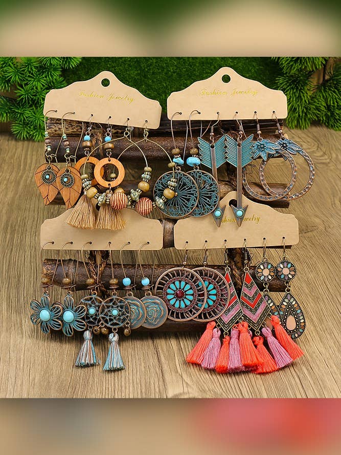 Ensemble de boucles d'oreilles Boho avec pompon et fleur HH057 pour la vente par UNISHE