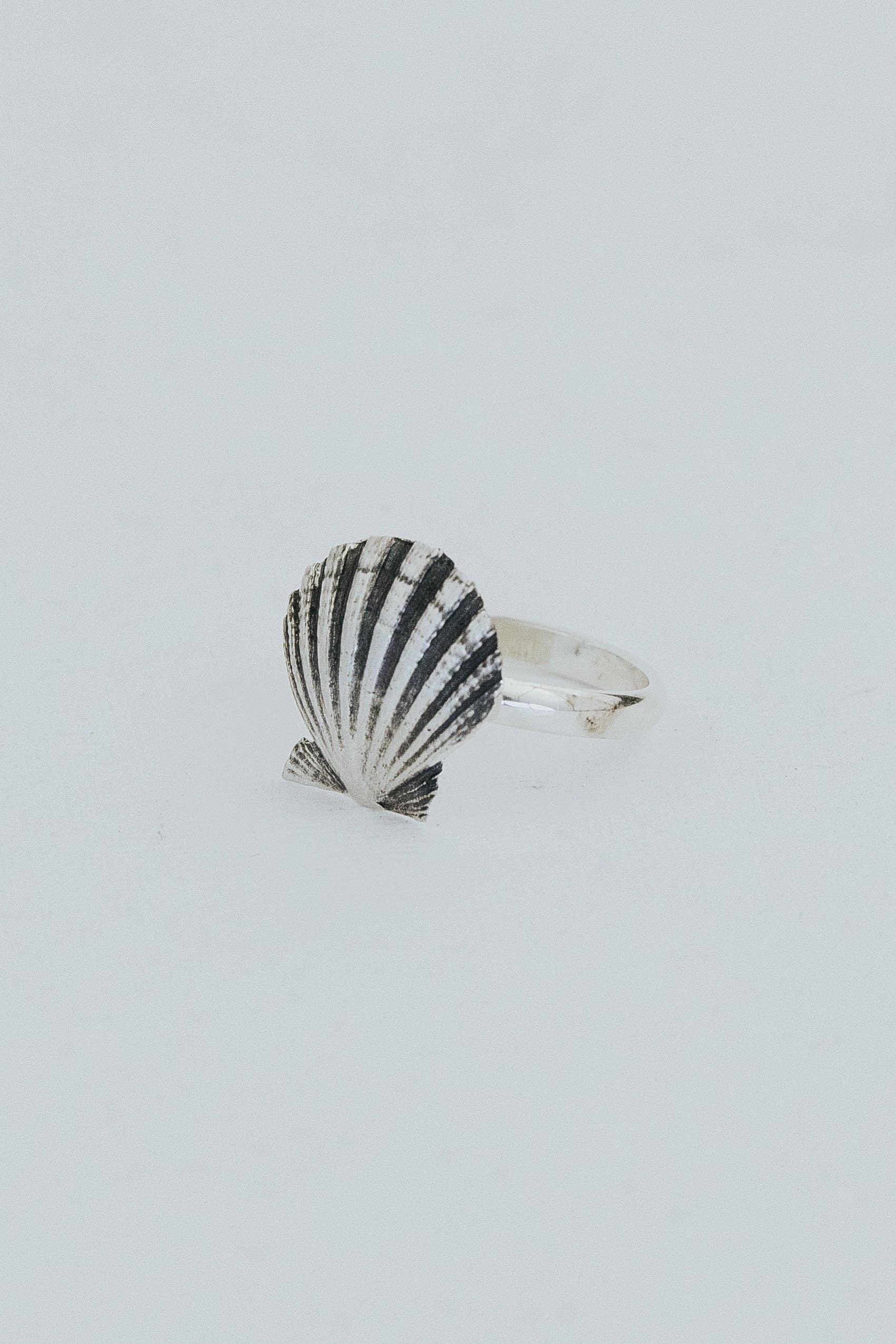 Wings Hawaii - Wholesale Cocktail/Statement Ring - Forever Sunrise Shell Ring1