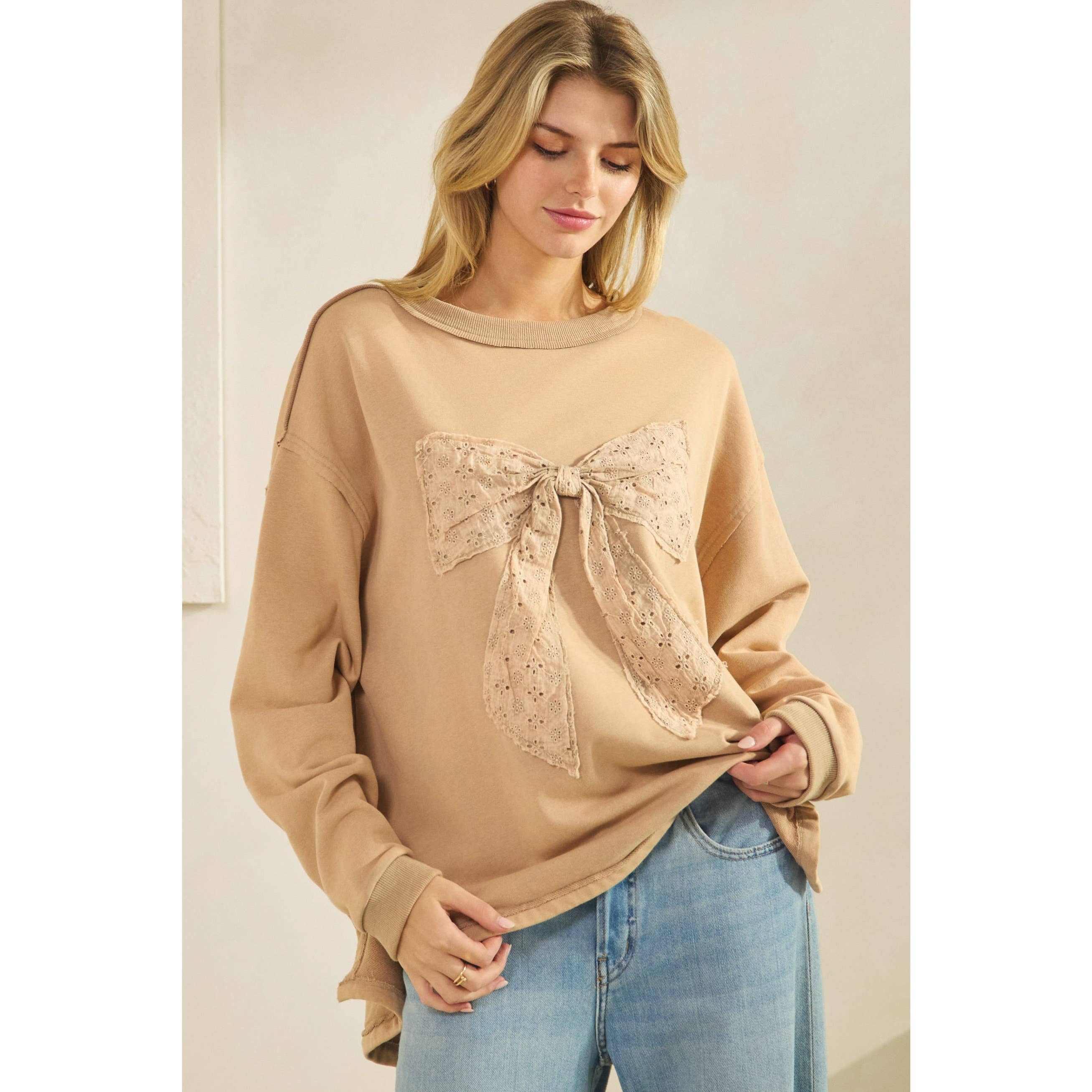 Sage + Fig - Wholesale Sweatshirt - Women's - WHIMSY BOW SWEATSHIRT (ST7972)19