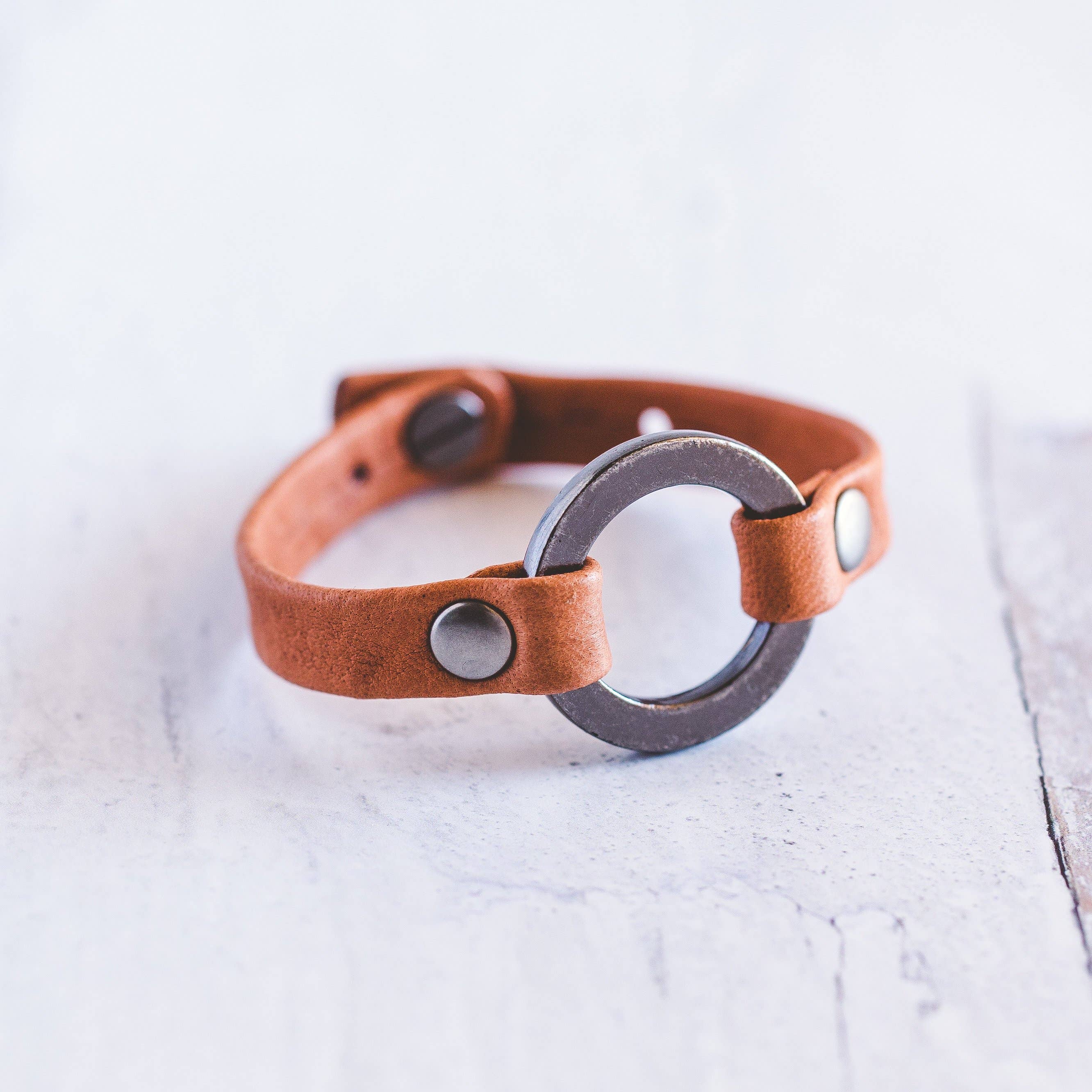 Giving Bracelets - Venta al por mayor Brazalete - Pulsera de cuero para hombre, plata envejecida8