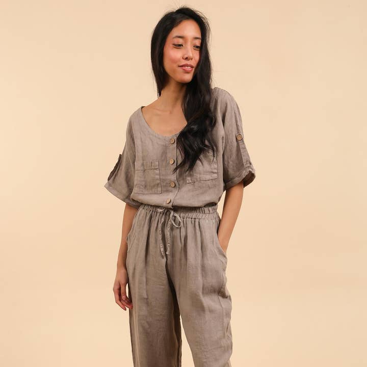 Linen trousers with pockets 6522 100% linen and other Purchase Wholesale puro lino. Free Returns & Net 60 Terms on Faire trending on Faire.