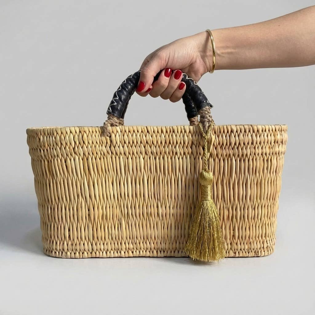 Melecraft – wholesale Basket – Woven Reed Market Basket Tote - Black Leather & Gold Tassel4