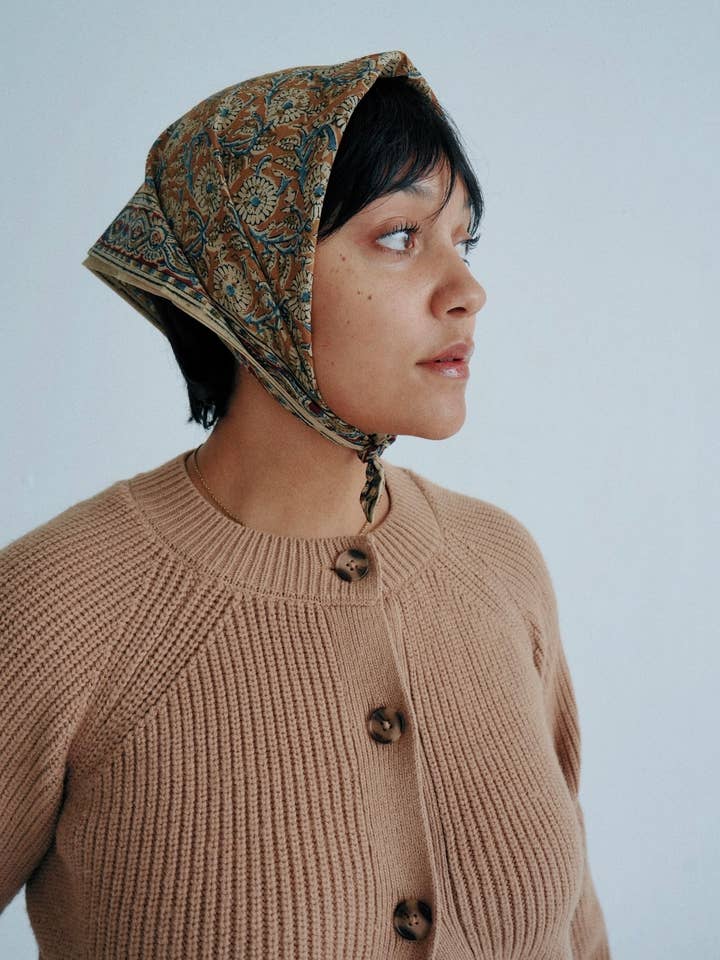 Occhiello Avorio - Bandana in Cotone Kalamkari (KK1447) per la vendita all'ingrosso da parte di White Lotus Fashions