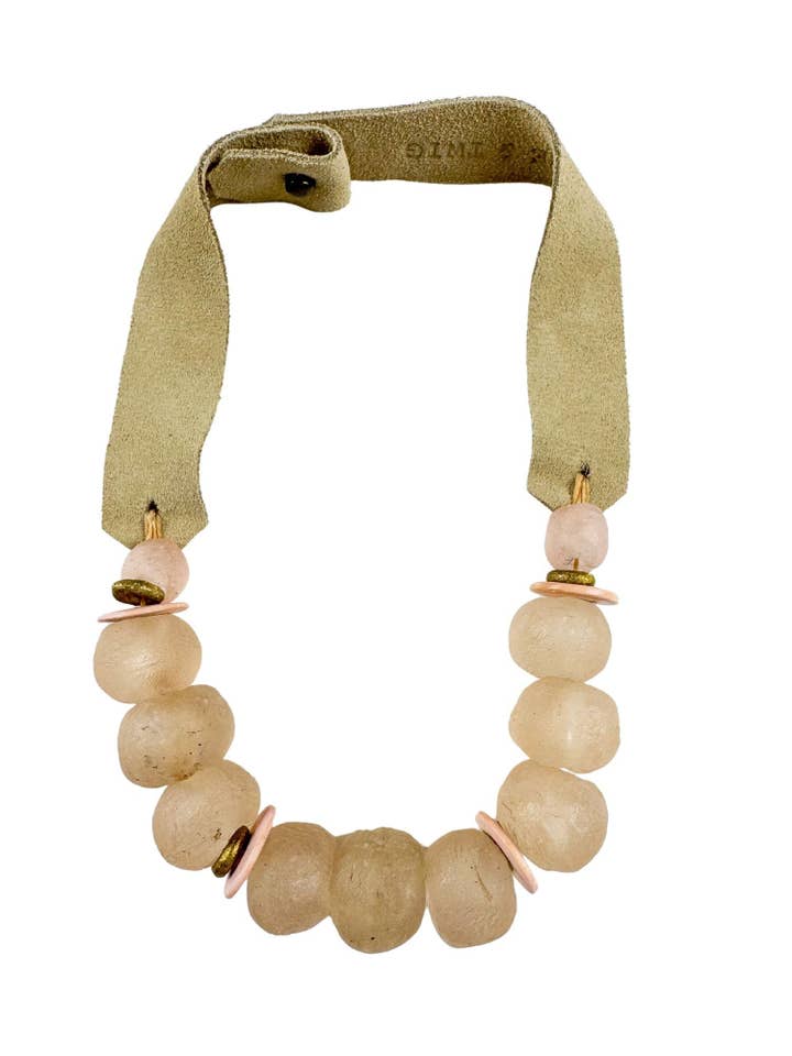 Collier Mid Classic | Blush pour la vente par Twine & Twig