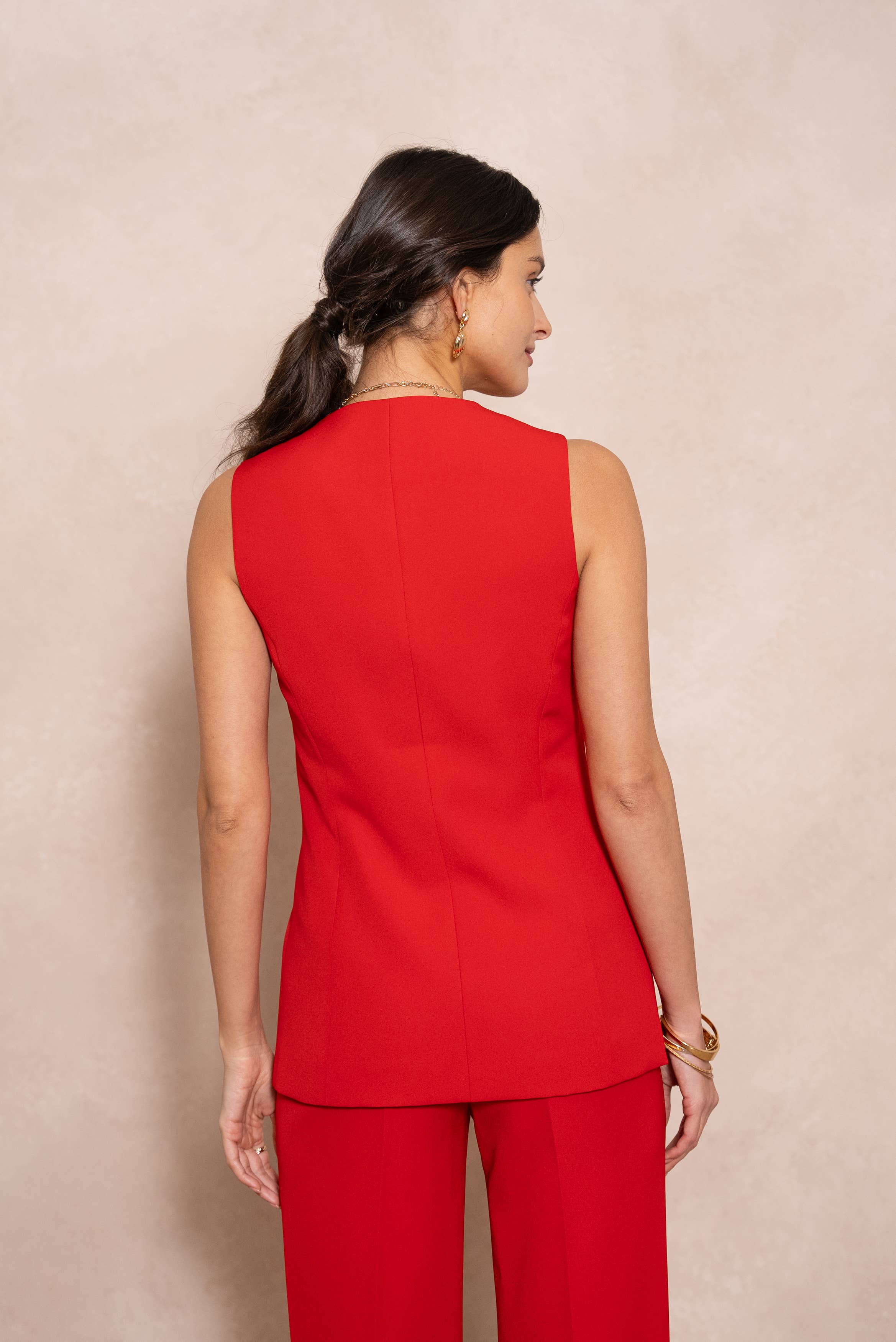 Attentif Paris - Wholesale Suit Vest - Women's - [Timeless] Long sleeveless vest with textured gold buttons57