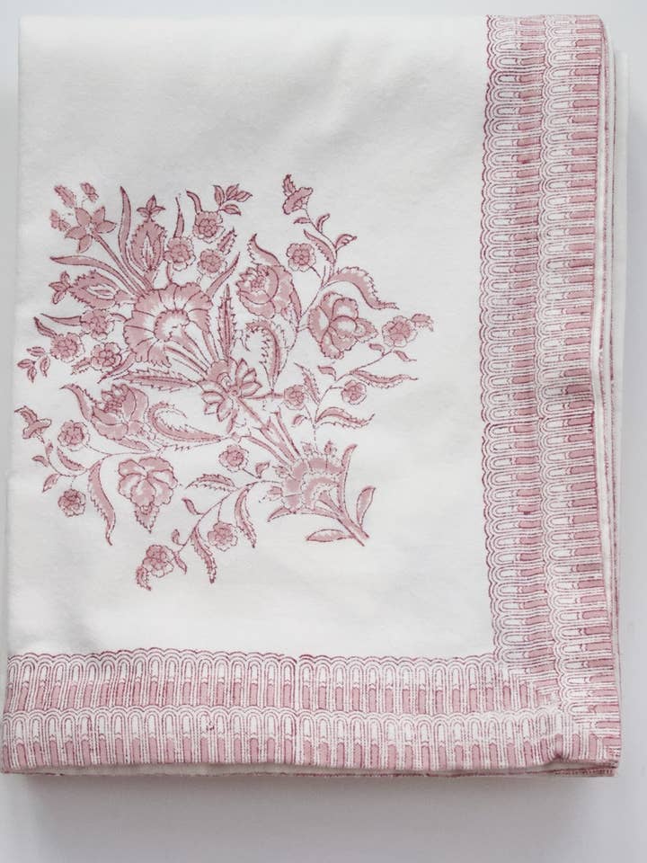 Tovaglia quadrata stampata a mano Varmala roza 150 x 150 cm per la vendita all'ingrosso da parte di Rozablue