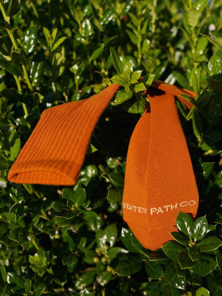Beaten Path Co - Wholesale Socks - Unisex - BEATEN PATH CO SUNFADE SOCKS2
