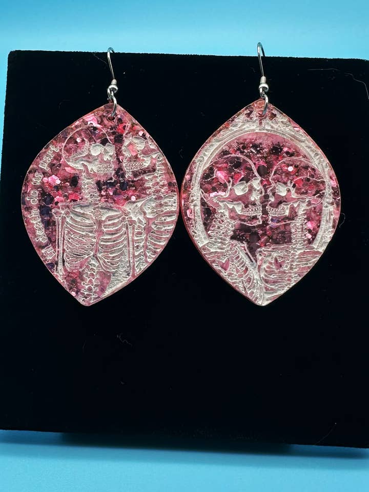 Eternal Lovers for wholesale by Mom of All Trades