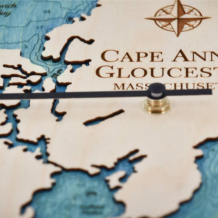 Horloge des marées de Cape Ann Carte nautique en bois - 2 tailles pour la vente par Sea & Soul Nautical Chart Art