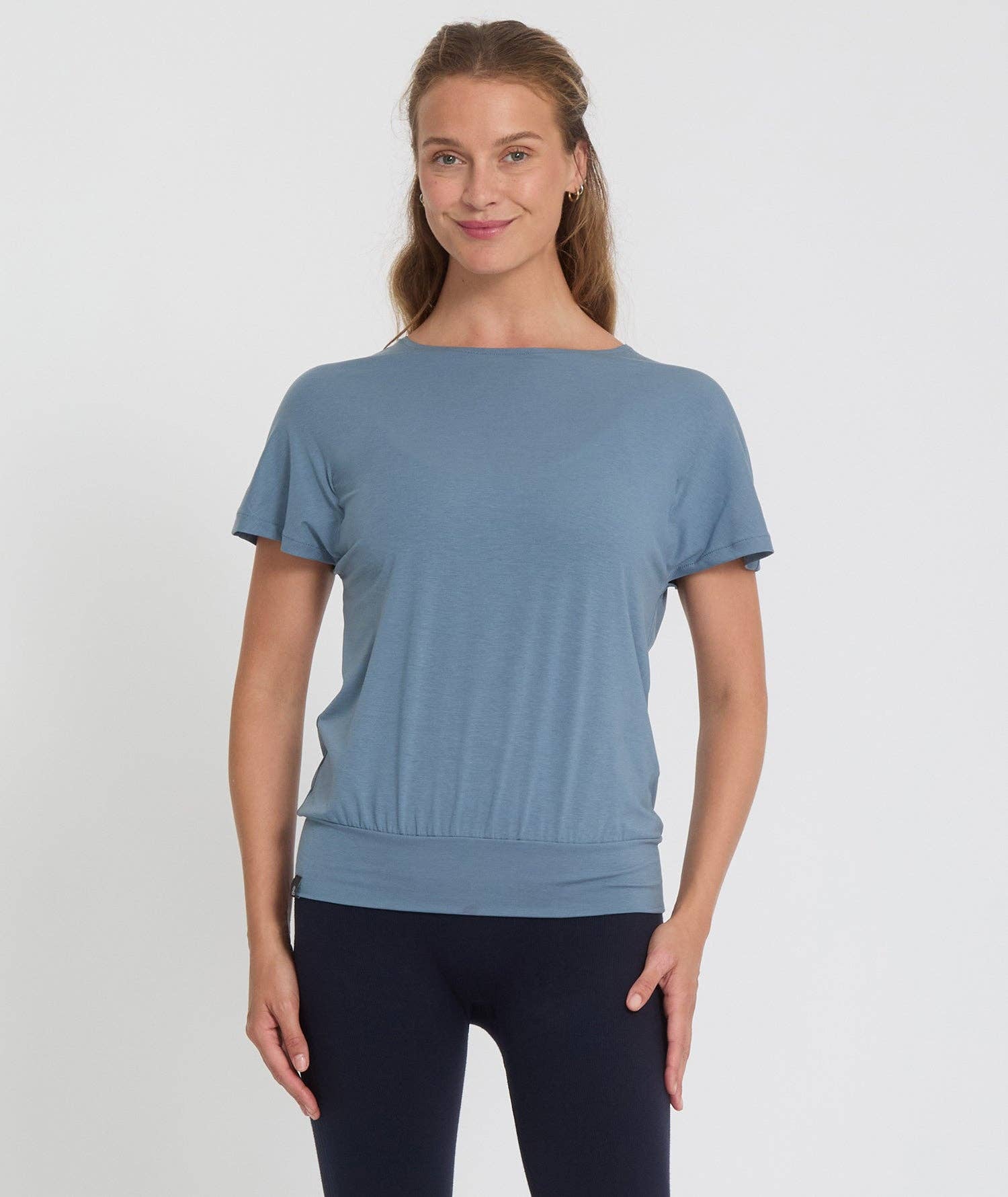 Yoga Searcher - Vendita all'ingrosso Maglietta - Donna - MEDE - T-shirt in lyocell per donna10