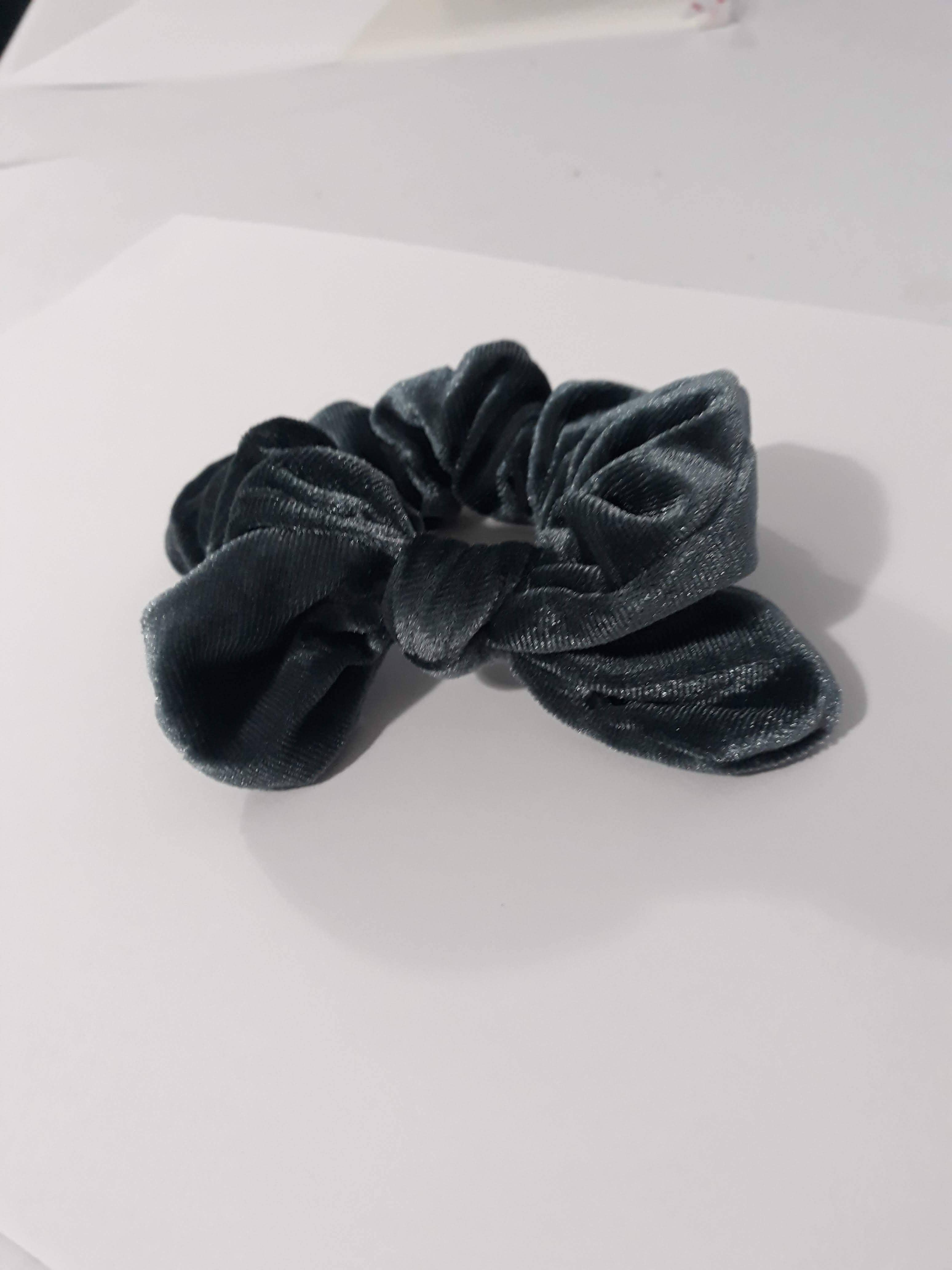 BRITTs. BOWs - Venta al por mayor Coletero - Mujer - Coleteros con nudo de terciopelo5