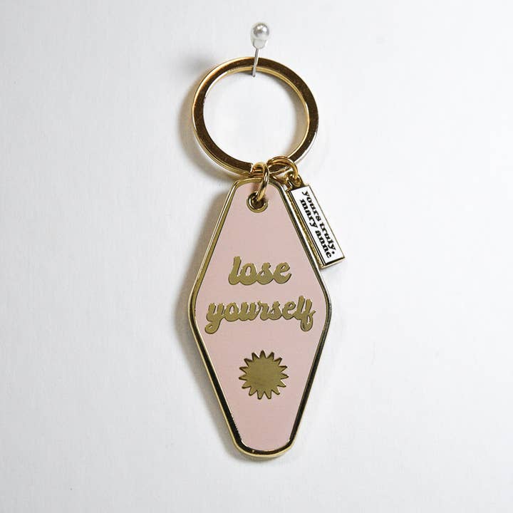 Getaway Retro Motel Keychain for wholesale by Yours Truly, Mary Anne