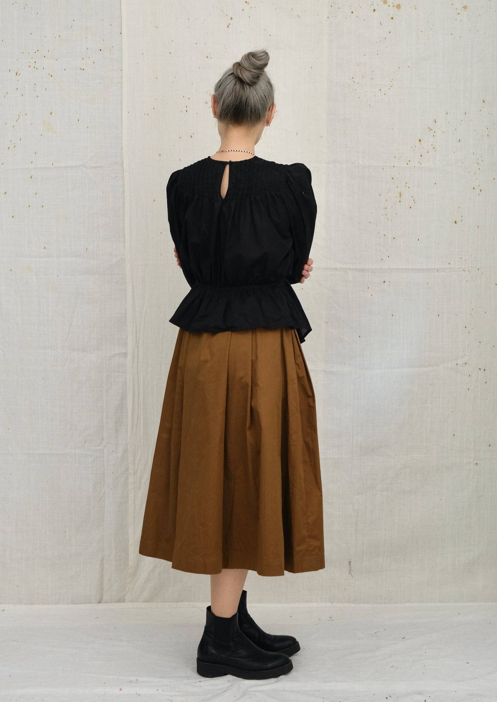 UQNATU - Wholesale Blouse - Women's - Pintuck Blouse4