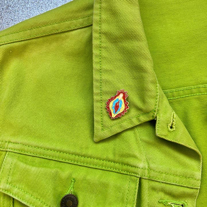 The Peach Fuzz - Wholesale Lapel Pin/Button - Vulva Mary Enamel Pin