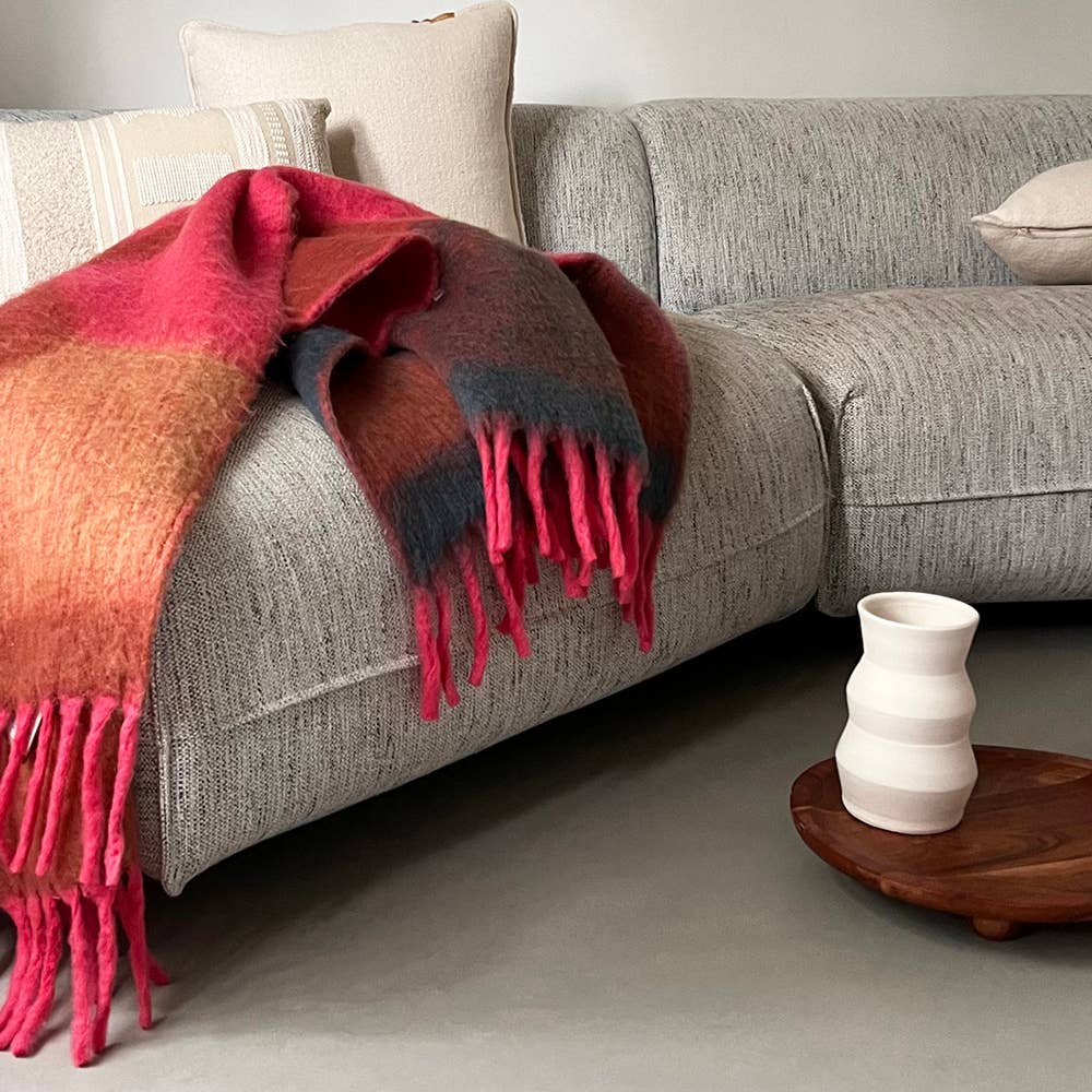 Malagoon - Wholesale Throw Blanket - Zapotec soft pink recycled throw6