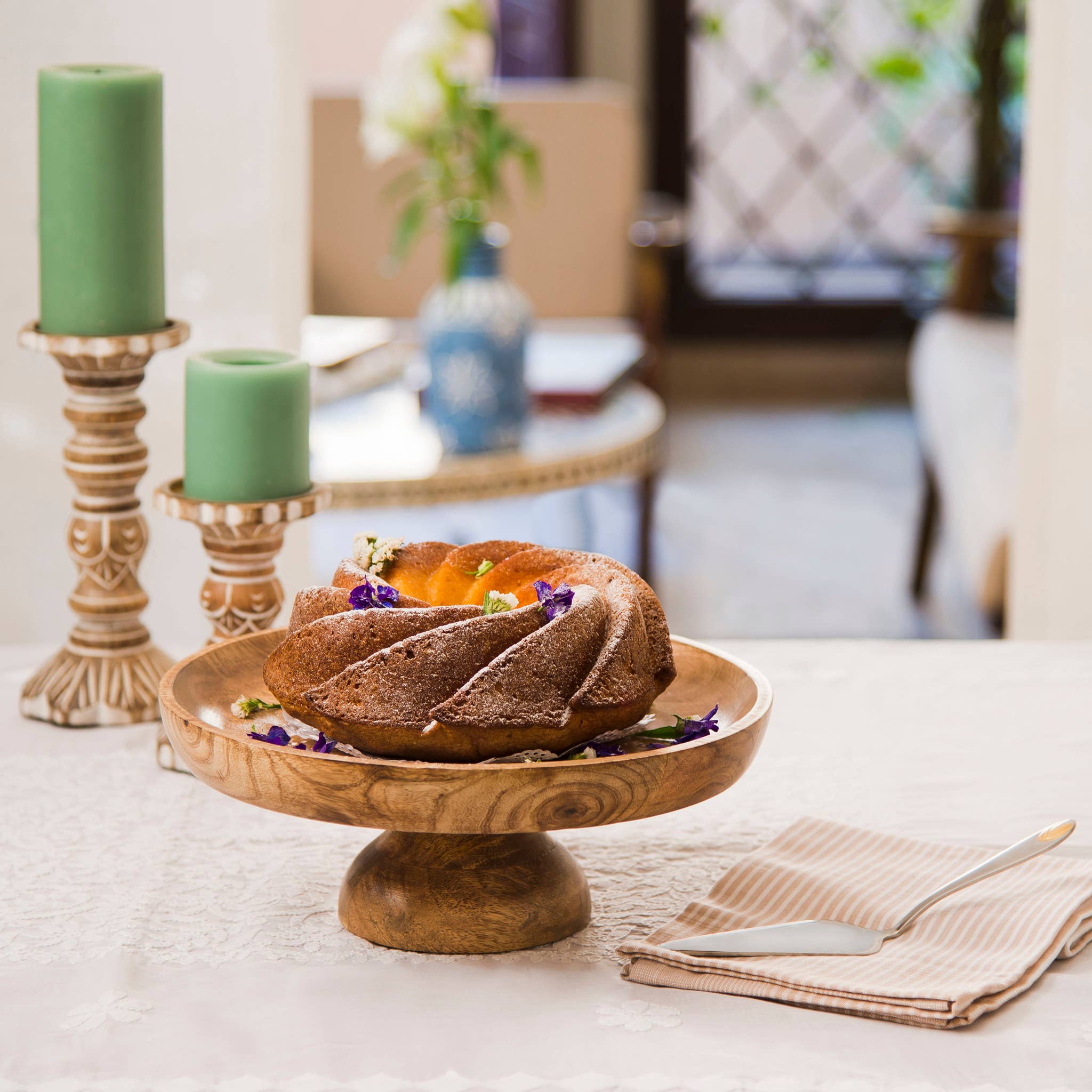 Mela Artisans - Vente Bol de service - Piédestal en bois de manguier pour pique-nique3