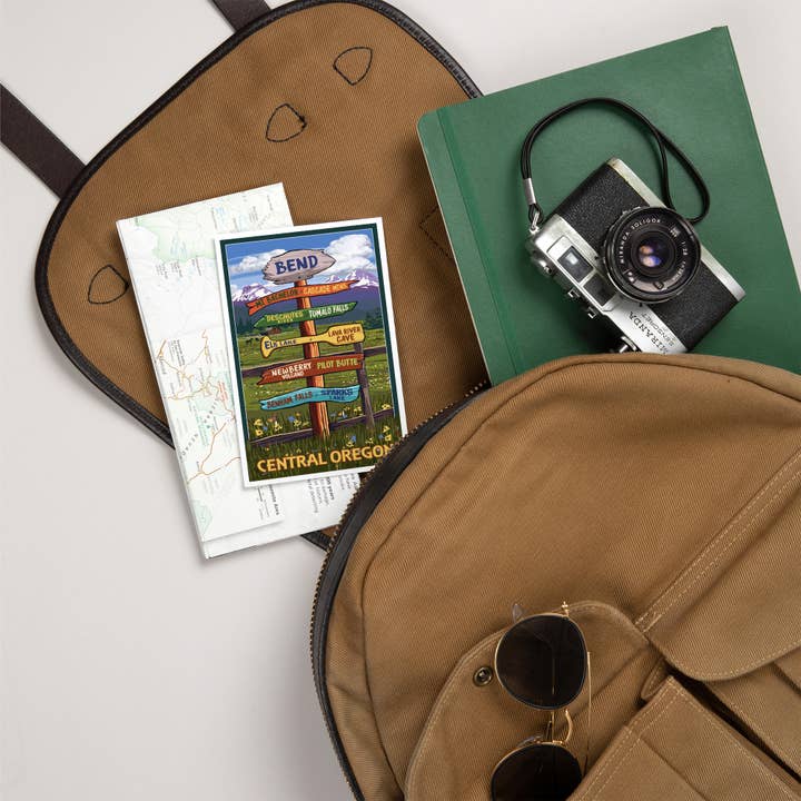 Lantern Press - Vendita all'ingrosso Cartoline - CARTOLINE PREMIUM Bend, Oregon, Destination Signpost5