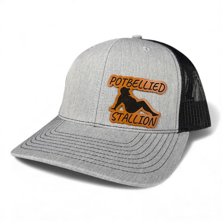 Potbellied Stallion Trucker Pet Grappige Vader Pet Leren Patch Pet Grappig Cadeau voor Hem Richardson-Stijl Mesh Achterkant Cap voor wholesale door Brave Mind Hat Co