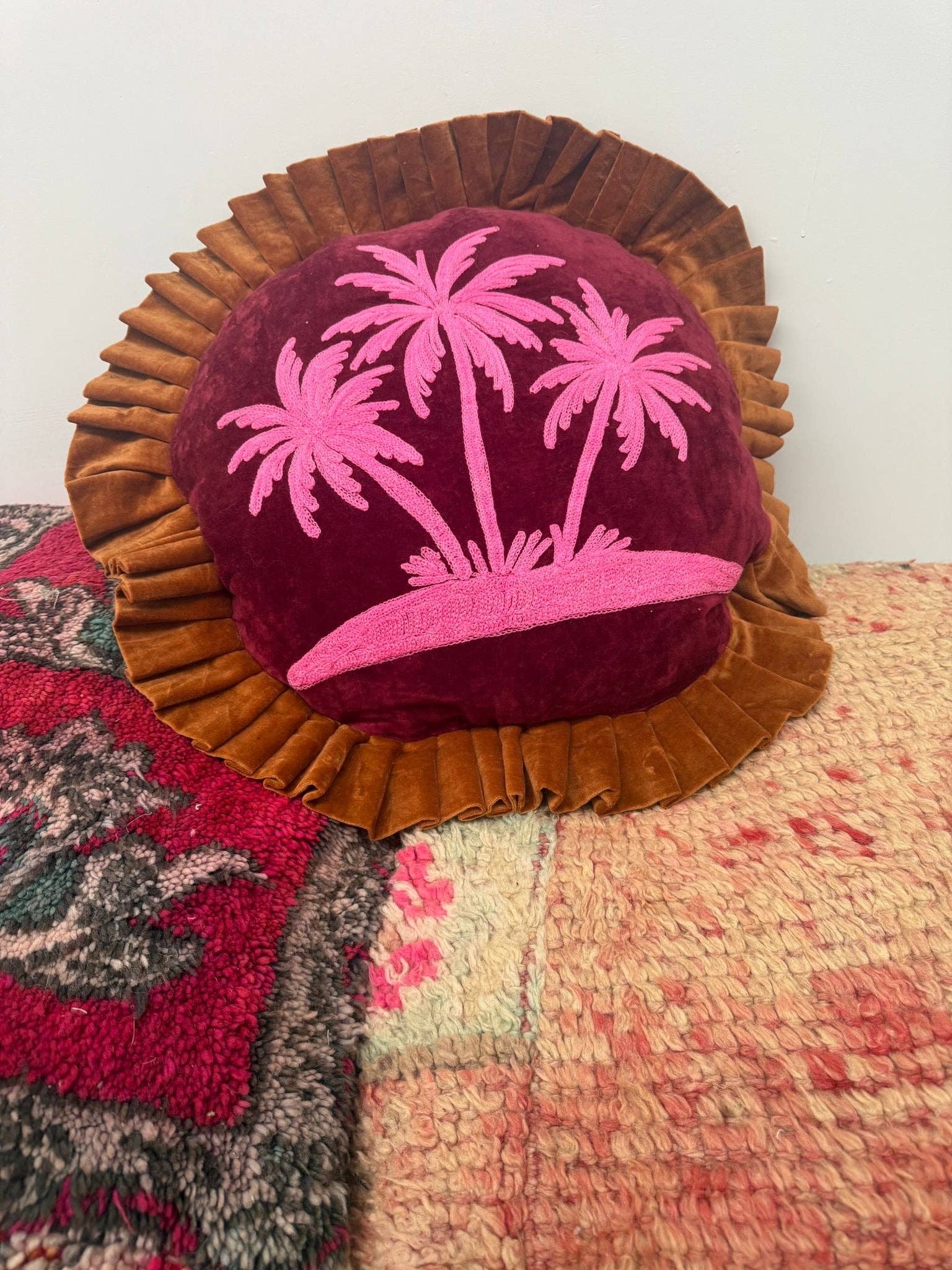 ToutVintage - Wholesale Throw Pillow Cover - Cushion cover with suzani embroidery Palmtree3