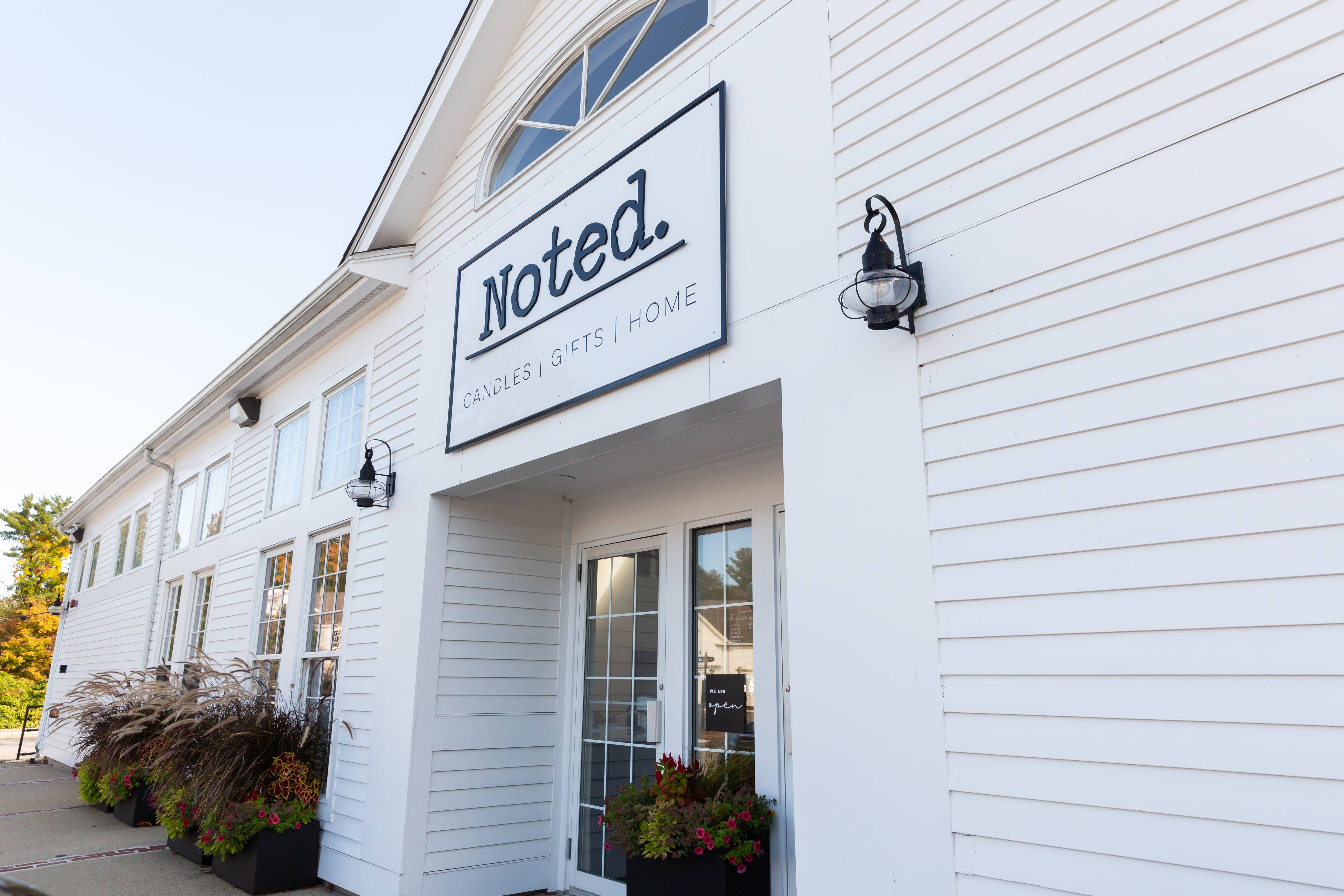 Noted Candles - Wholesale Travel Candles - Lime Basil Mint Gold Tin Candle4