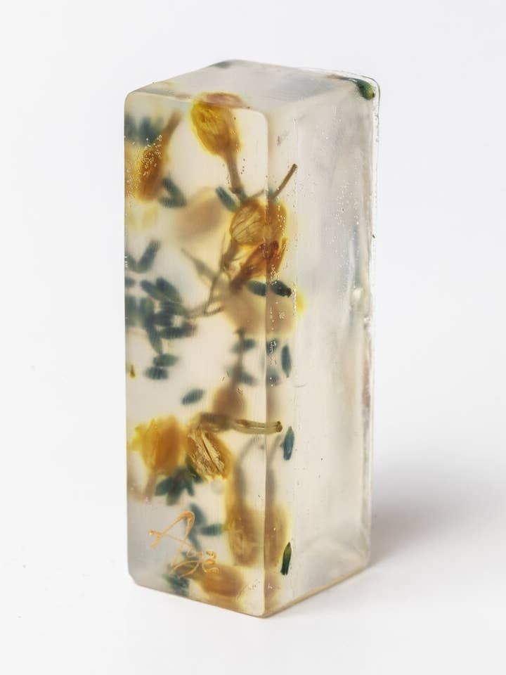 Transparent Flower Pressed Soap Lavender for wholesale by Ayë
