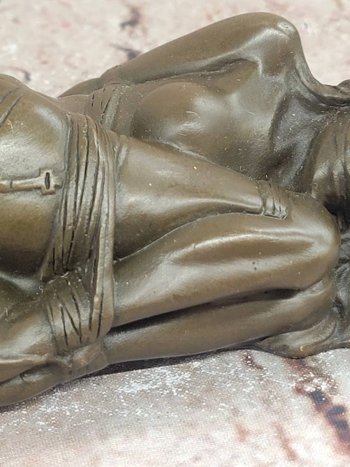 Heiße Gussbronze Bondage Mädchen Nackte Erotische Figur Skulptur von Milo für den Großhandel von Bronzhaus