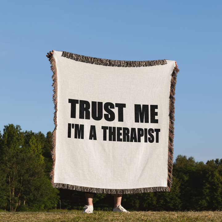 3dRose – Engroshandel Tæppe – 3dRose, Stol på mig, jeg er terapeut - sjov arbejdshumor - Sjov gave til terapiarbejde, Tæppe1