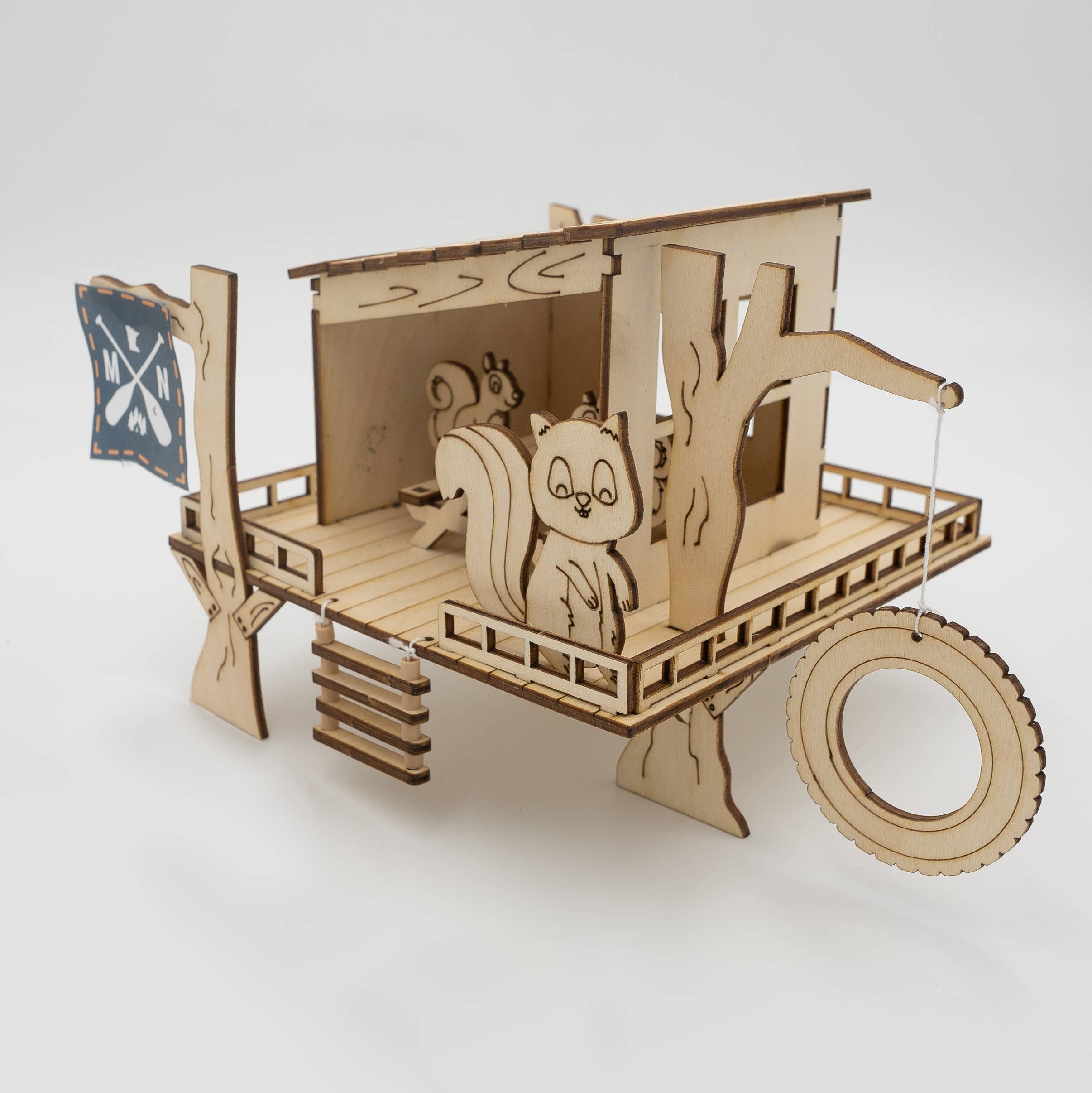 Woodsy Creative Co. - Wholesale DIY Craft Kit - Squirrel Treehouse 3D paintable DIY Kit1