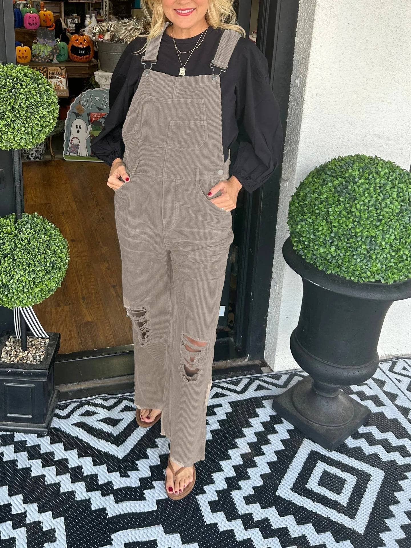 HIDDENBRAND - Wholesale Overalls - Women's - vintage distressed washed Corduroy overalls1