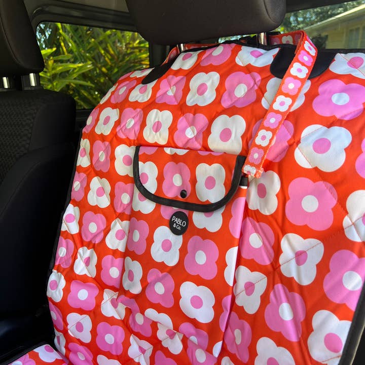 Pablo & Co. Boutique - Wholesale Pet Carrier - Dog - Pink Checkered Daisies: Deluxe Dog Single Car Seat Cover